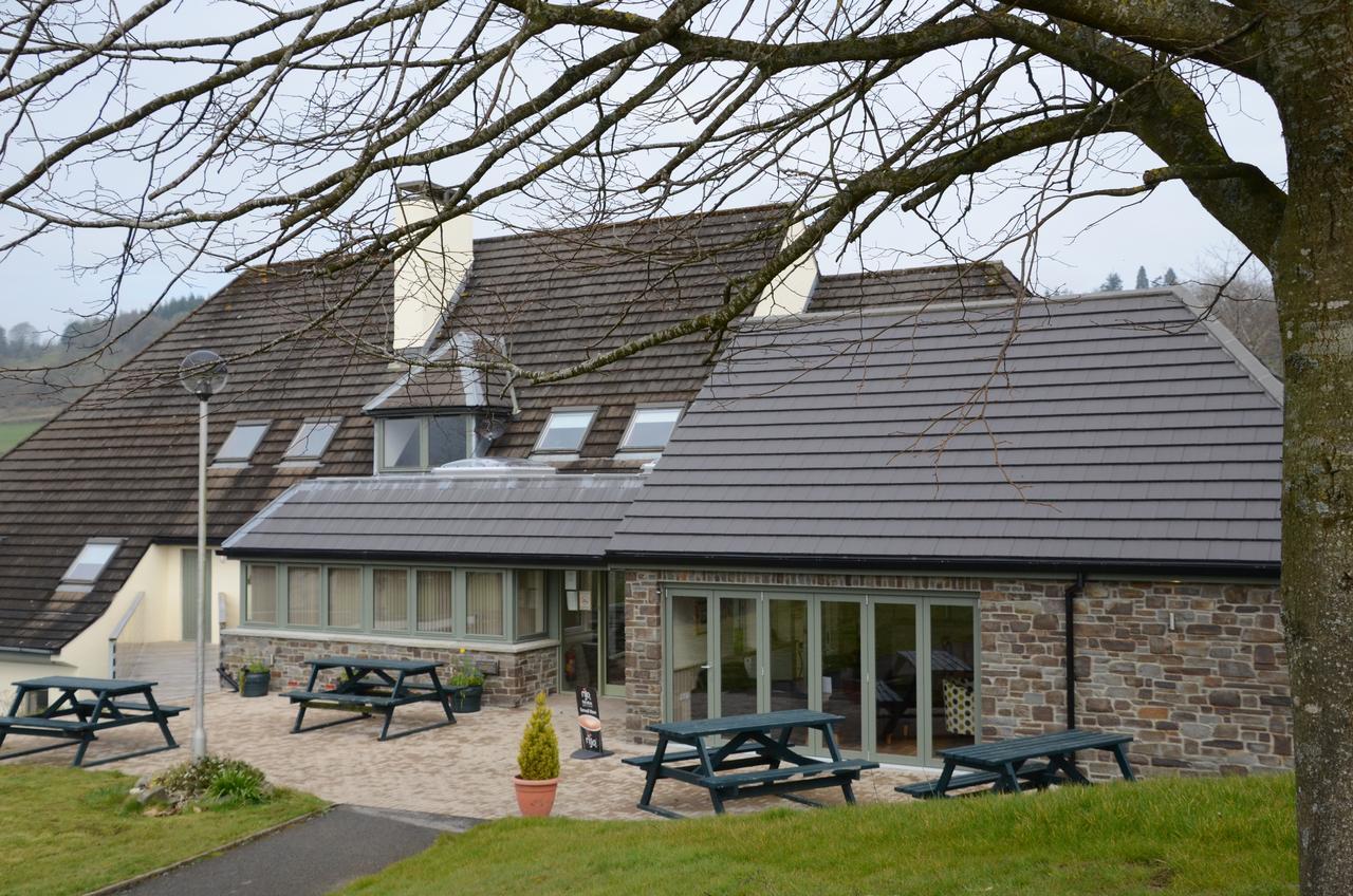 Neuadd Henllan Lodge Builth Wells Exterior foto