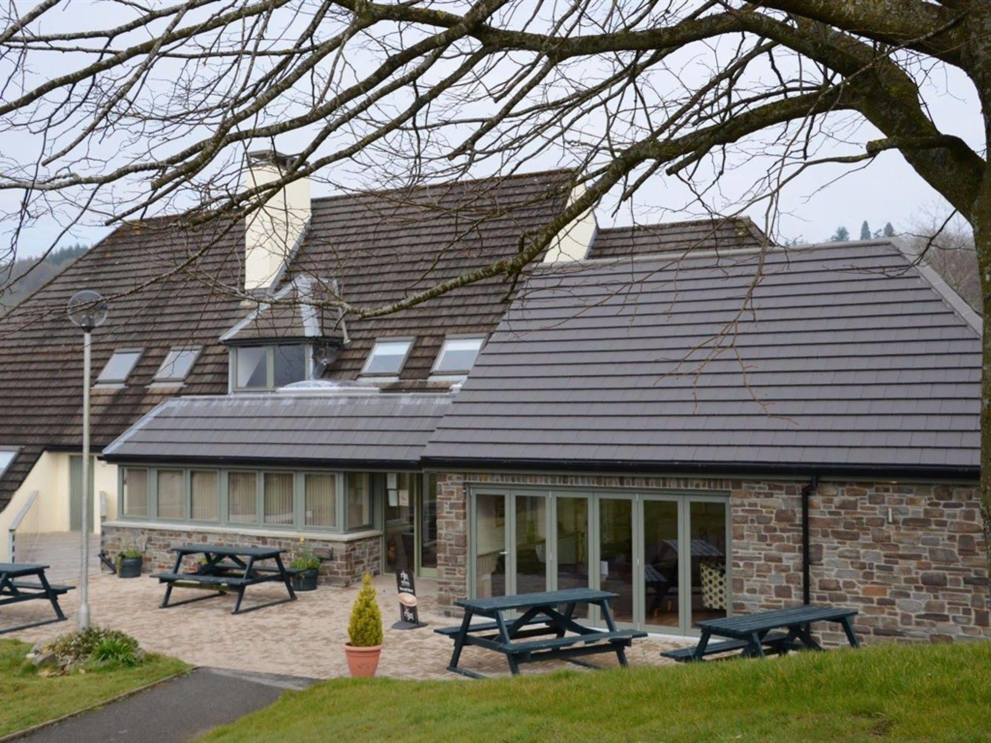 Neuadd Henllan Lodge Builth Wells Exterior foto